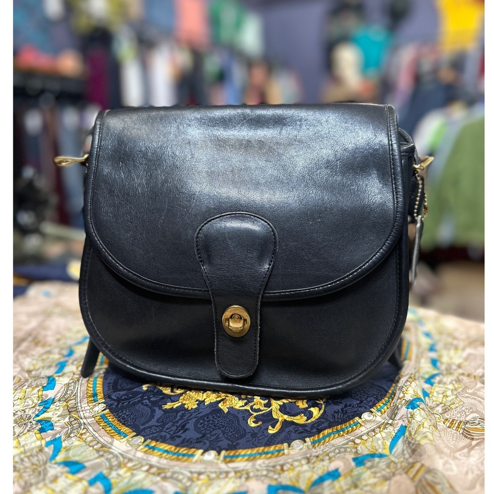Coach Saddlery Bag Black Leather NYC 1980s Rare Turnlock Crossbody Brass Hangtag - Picture 2 of 11